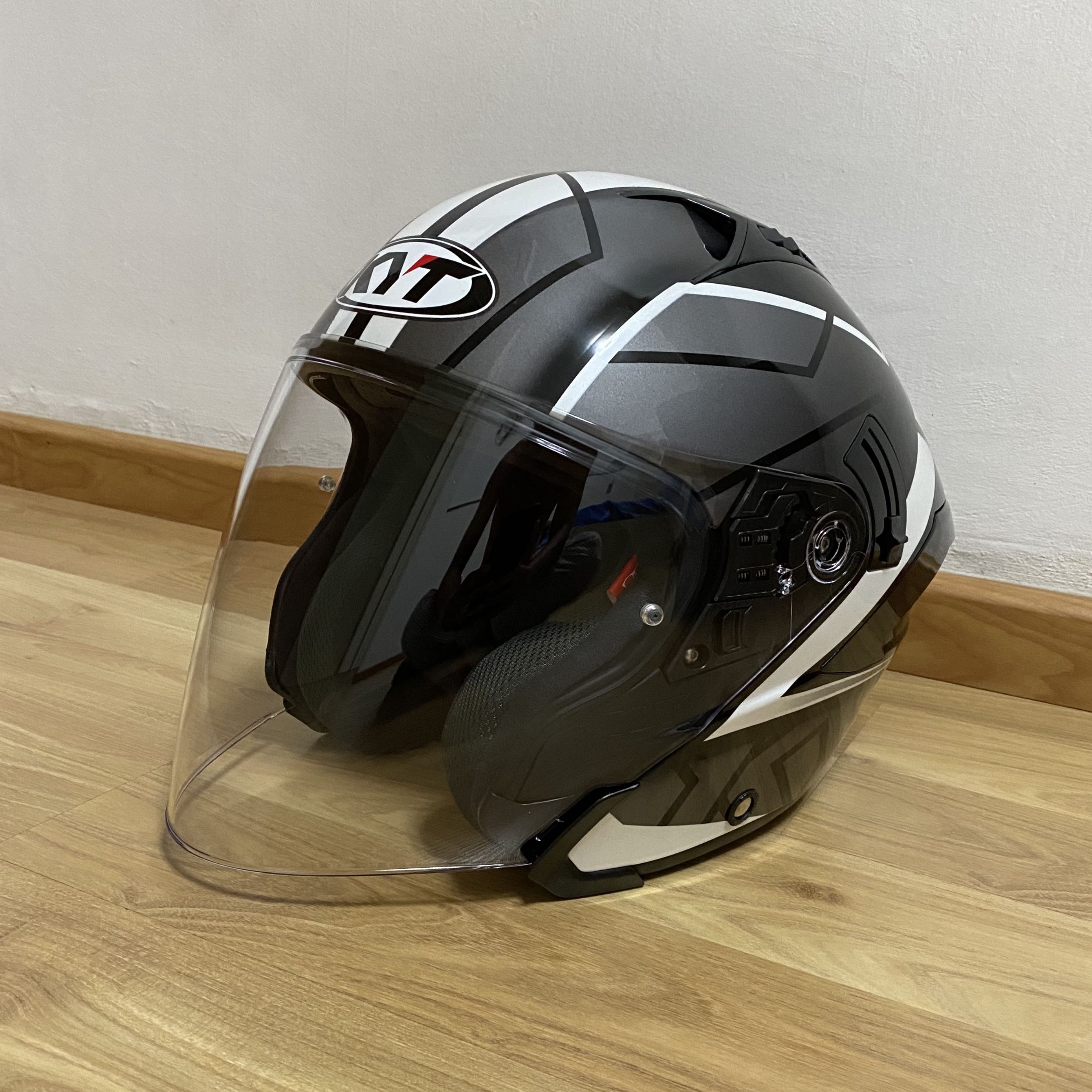  KYT  NF J Motion White Open face  helmet  Motorcycles 