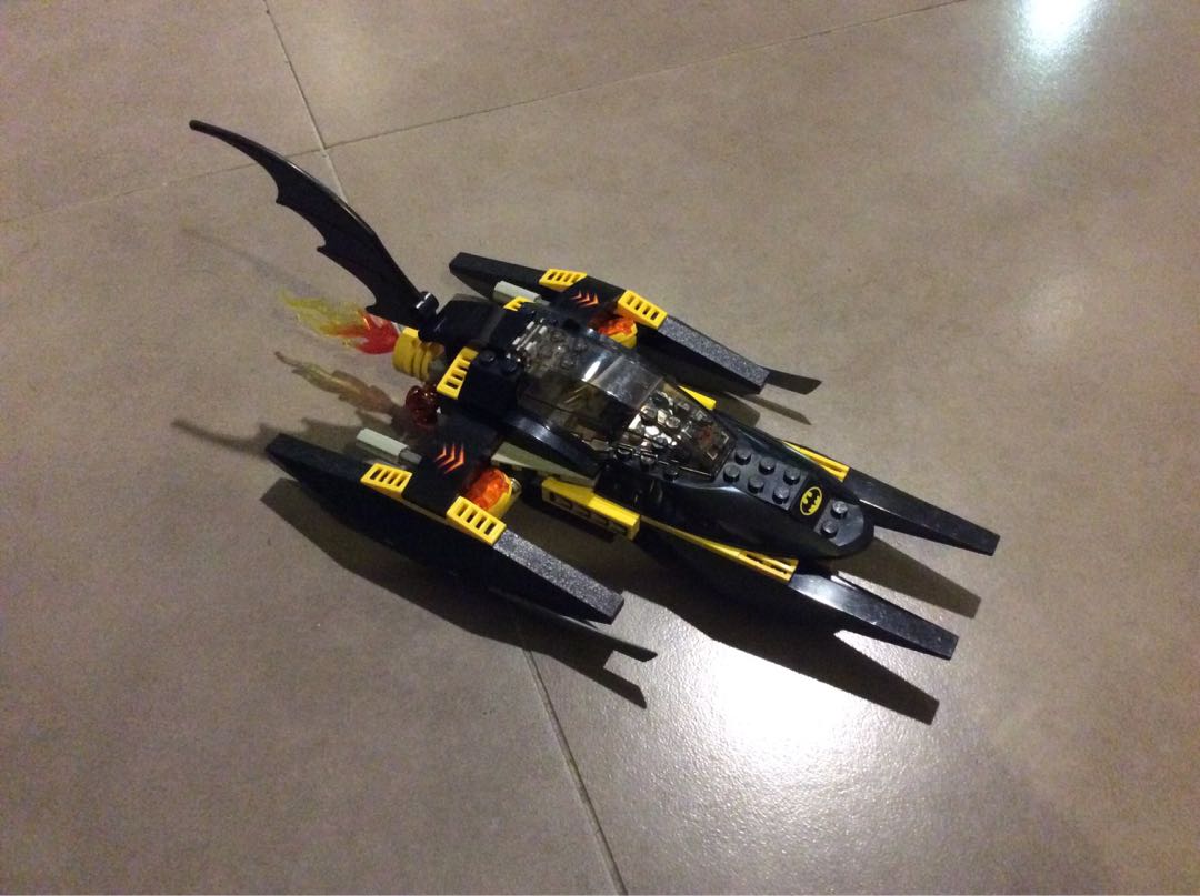 Batman submarine hot sale lego