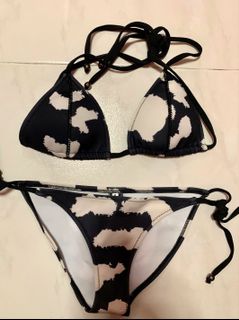 (Category: ) located in . Submitted by wenhui.wang.5 (Listing ID 1023786917, Image 1). Description: .