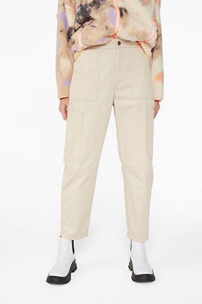 Corduroy trousers – brings power to your step! | Monki