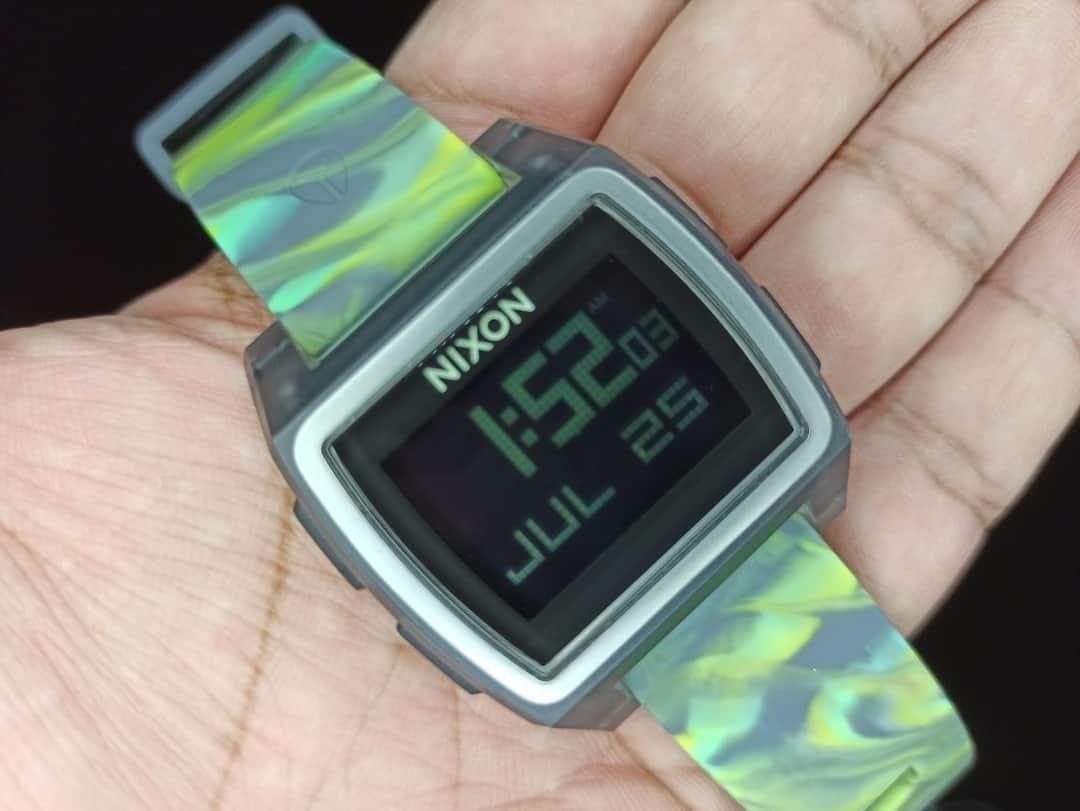Nixon Base Tide Green Jellyfish