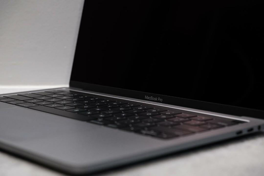 Sale Apple Macbook Pro 13 Electronics Computers Laptops On Carousell