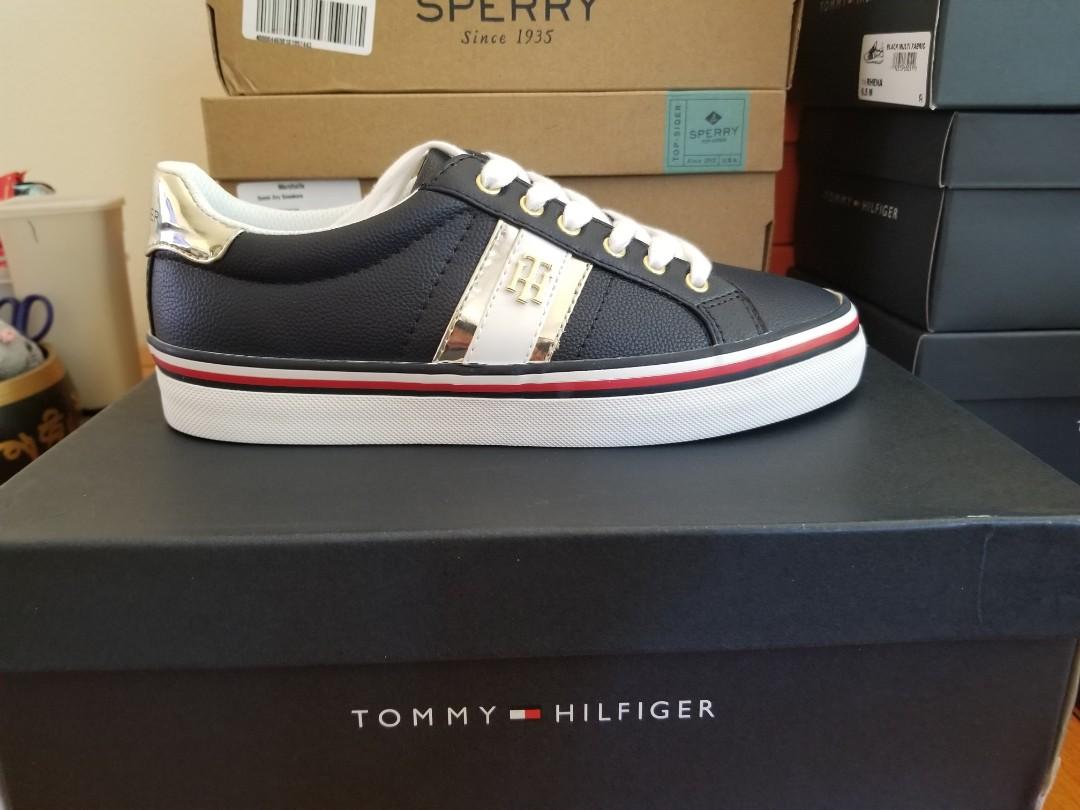 sperry tommy hilfiger