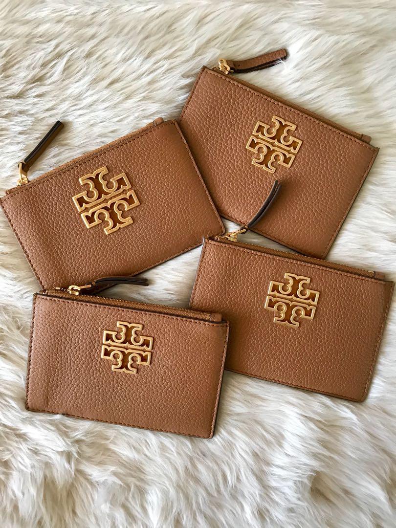 Tory Burch Britten Card holder, Luxury, Bags & Wallets on Carousell