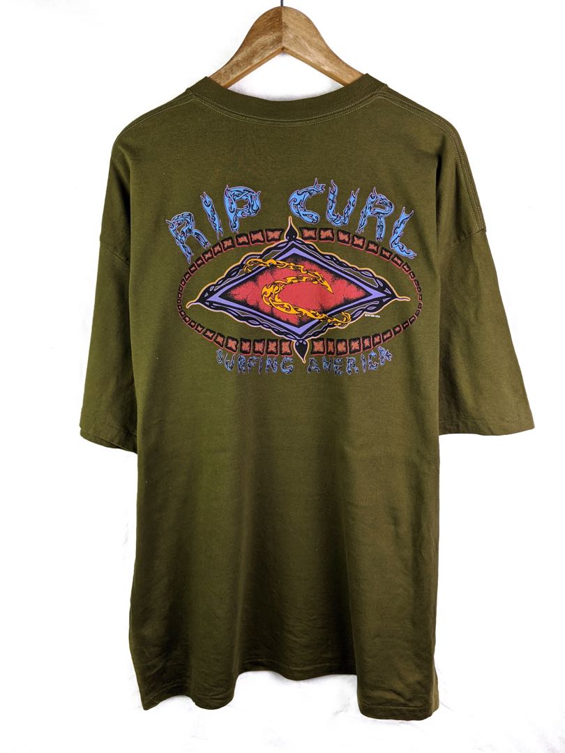 VINTAGE RIP CURL USA SURF SKATE Men s Fashion Tops