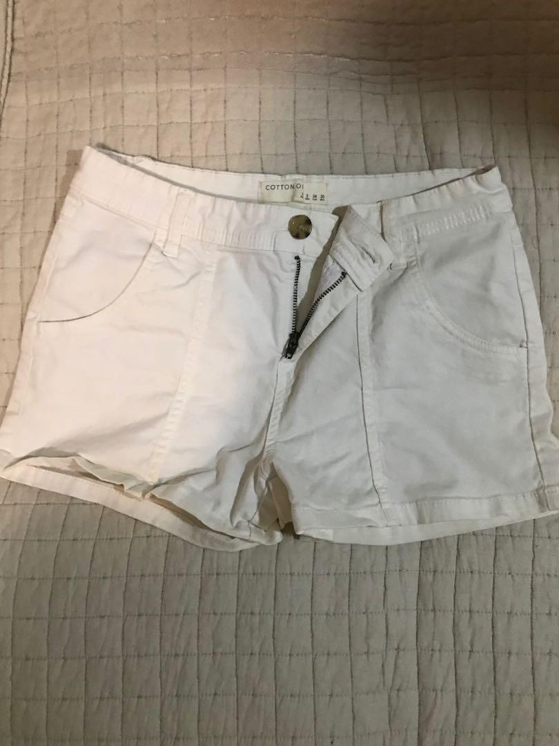 white cotton jeans pant