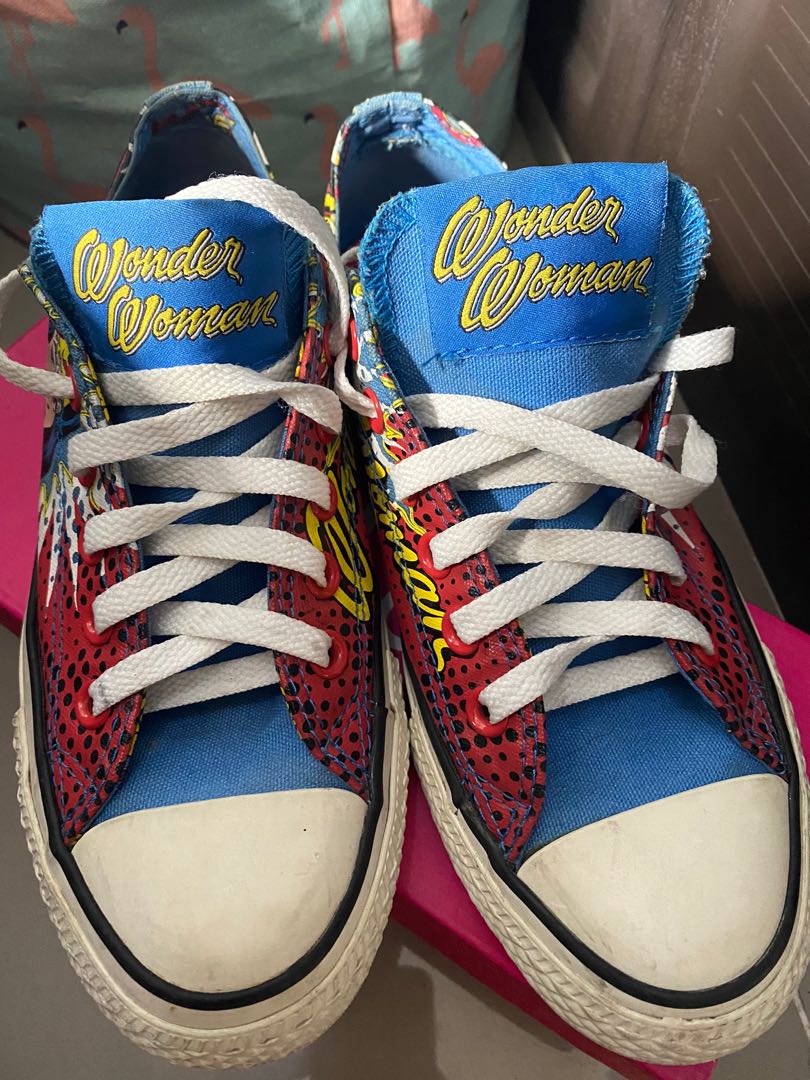 wonder woman converse shoes