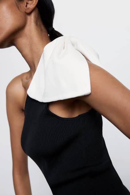 Zara white one best sale shoulder asymmetric top blous