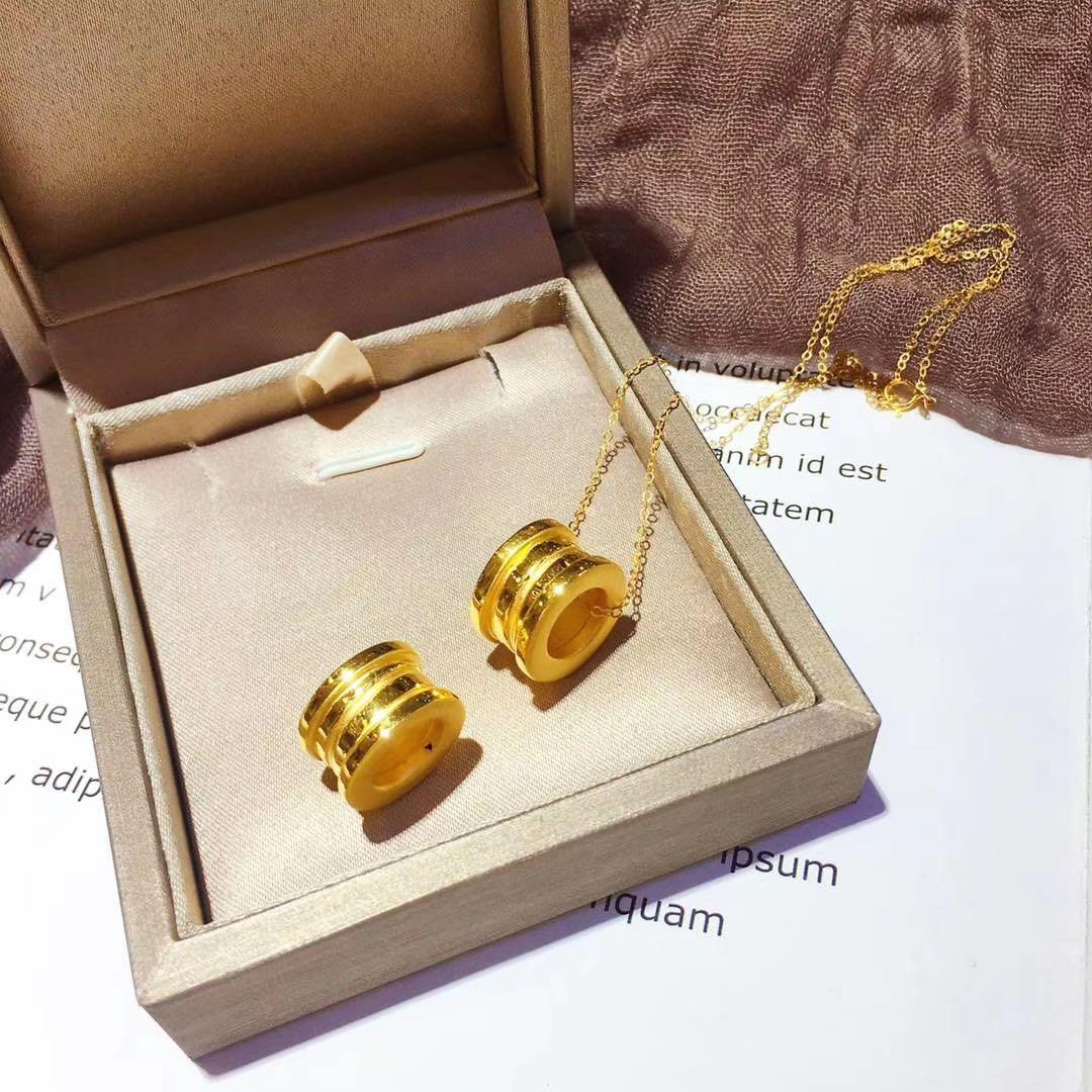 Pure 18k gold sale necklace