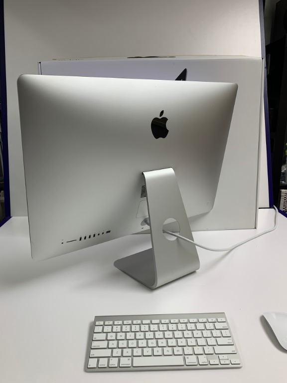公司機 Apple iMac 27in 5k Retina, 4GHz Intel Core i7, 16GB 1600 MHz DDR3, 500GB SSD, 跟Keyboard+magic mouse, 頂級配置