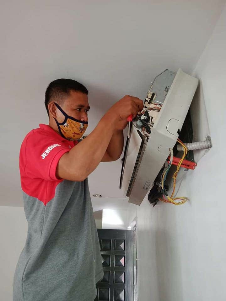 Aircon home service cleaning and repair