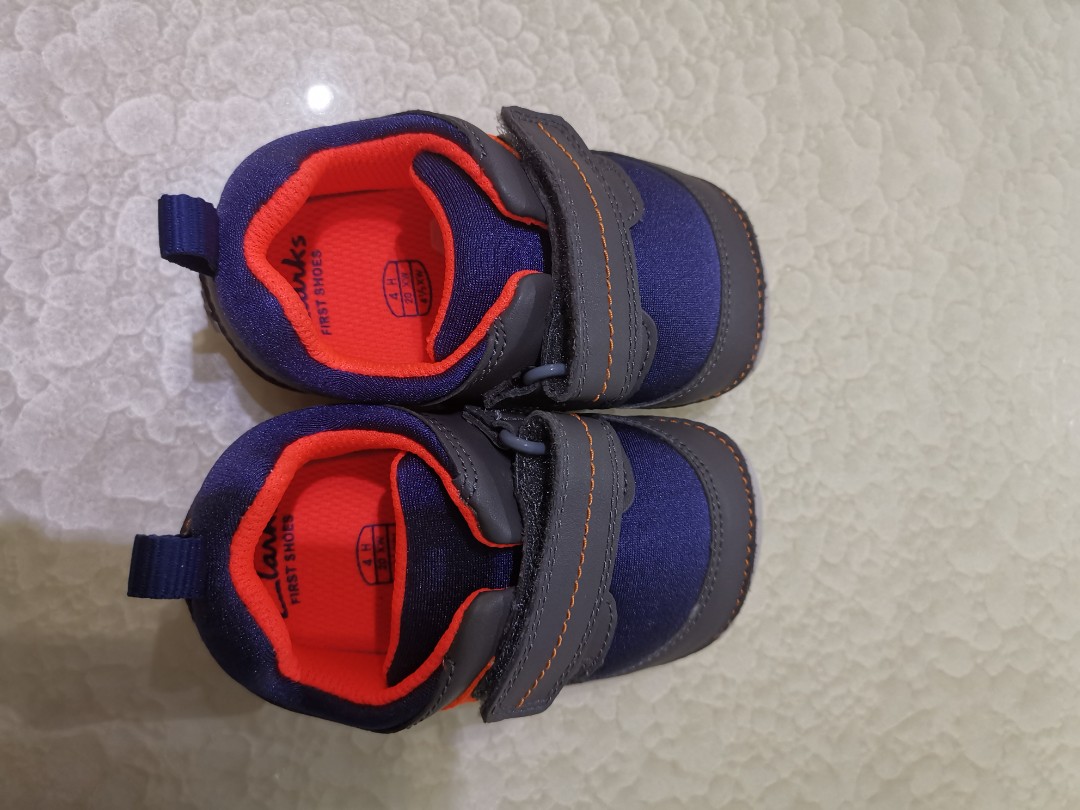 clarks baby boy shoes