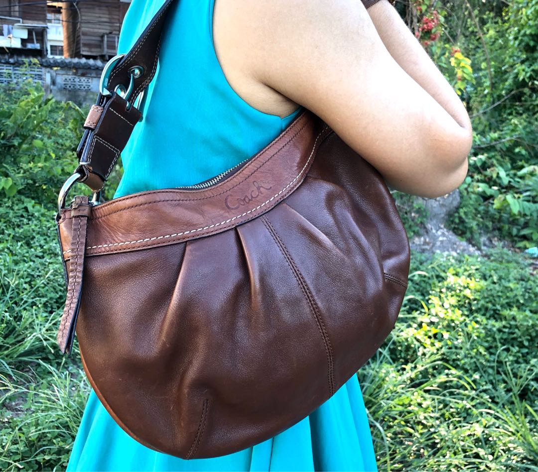 tan hobo leather bag