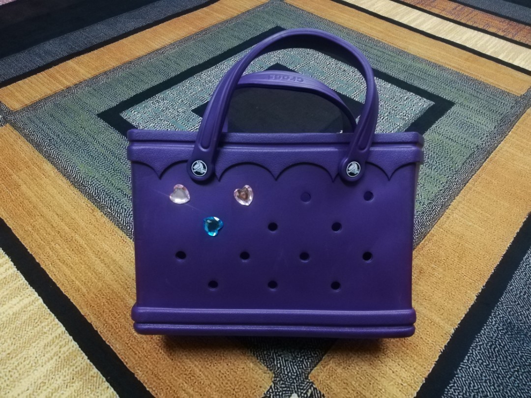 crocs tote