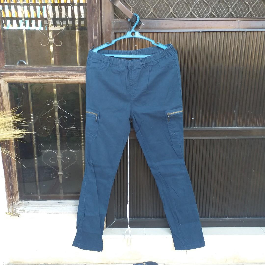 blue cargo jeans