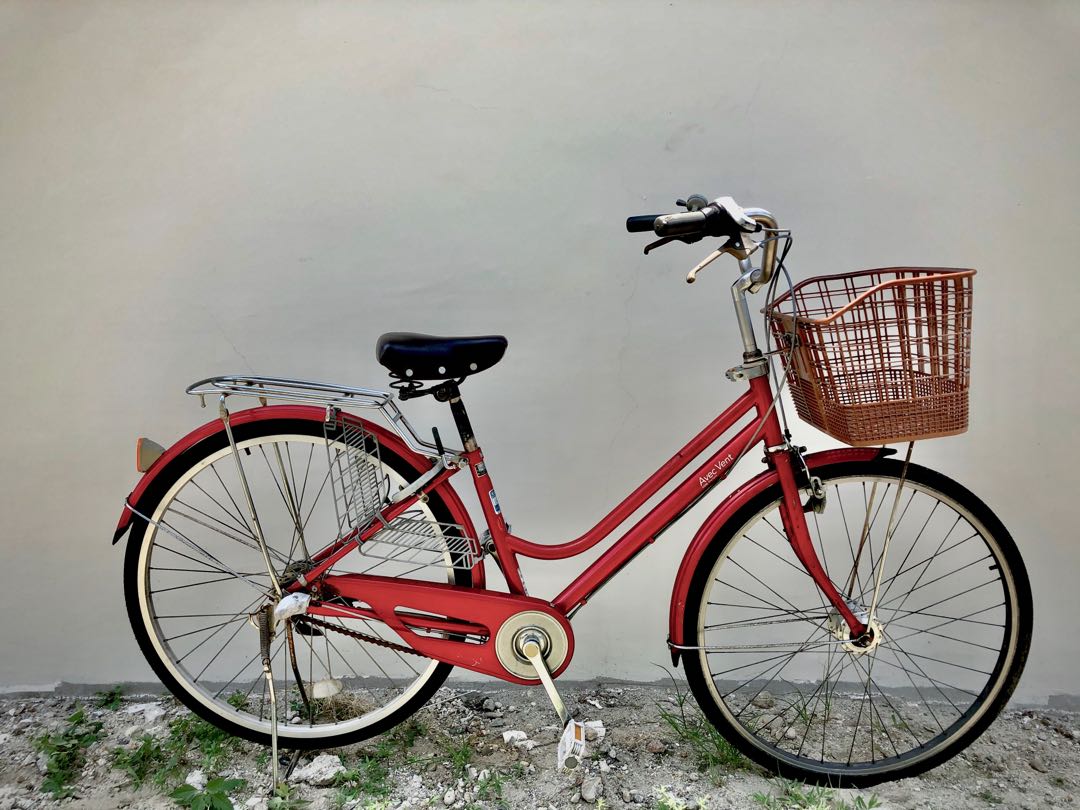 bike with basket for sale