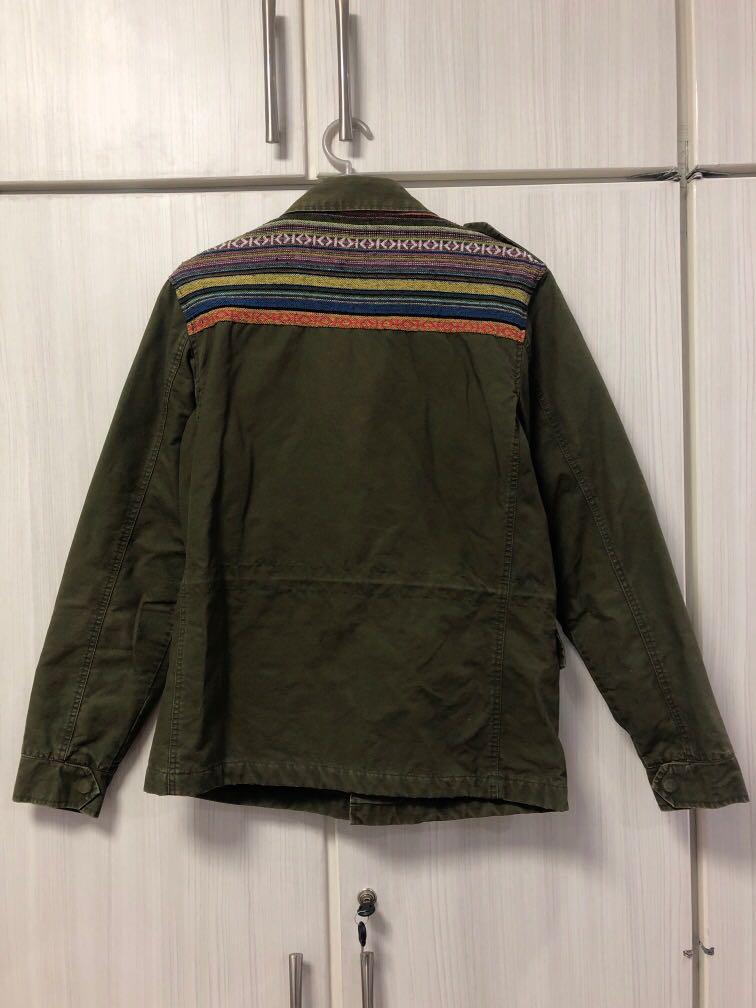 Forever 21 Men Jacket (Category: Coats, Jackets and Outerwear) located in Quezon City. Submitted by jpy00 (Listing ID 1024018130, Image 2). Description: Fits up to large .