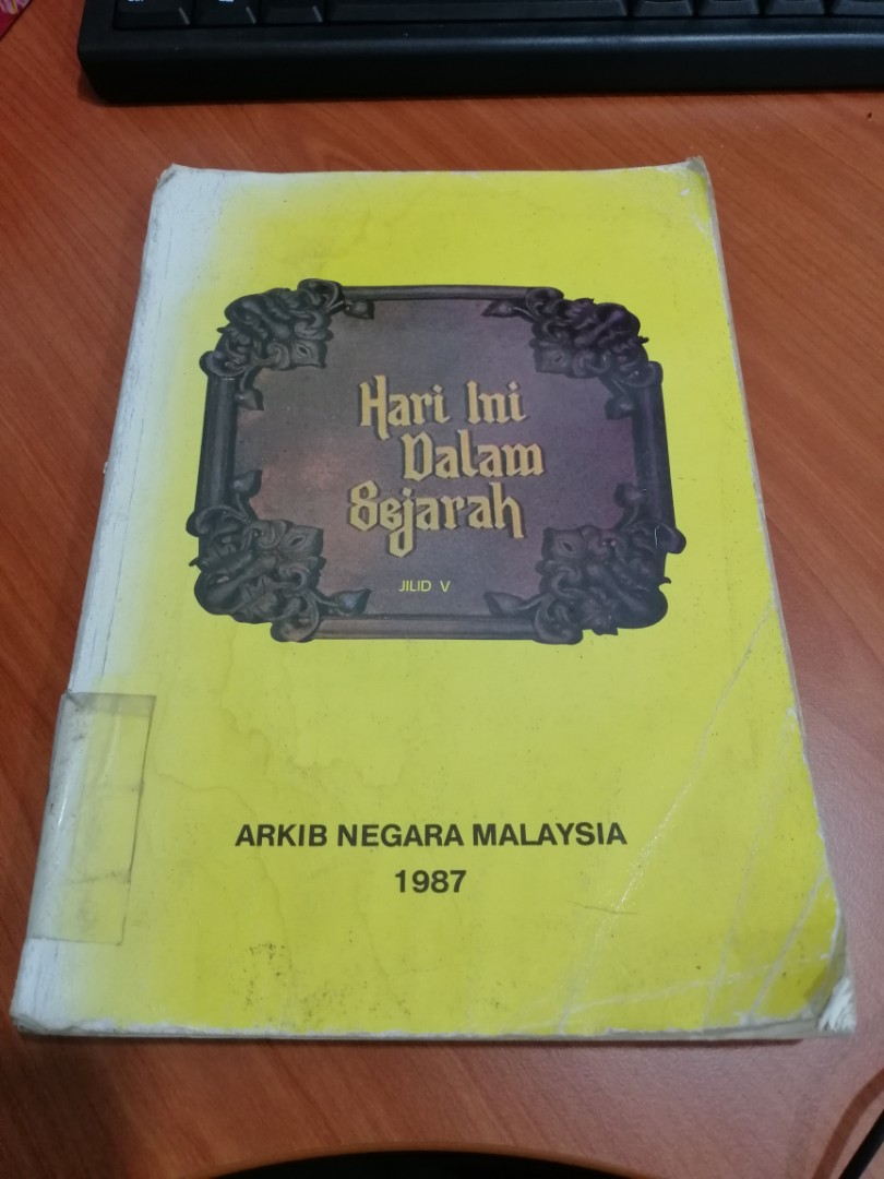 Hari Ini Dalam Sejarah Books Stationery Books On Carousell