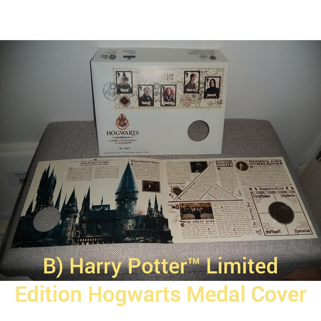 Harry Potter™ Limited Edition Hogwarts Medal Cover 哈利波特系列