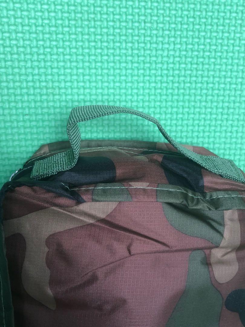 Herschel 4 in 1, Luxury, Bags & Wallets on Carousell