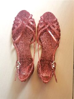 (Category: ) located in . Submitted by nur_preloved (Listing ID 1024038523, Image 1). Description: .