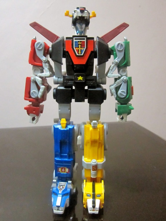 voltron robot toy