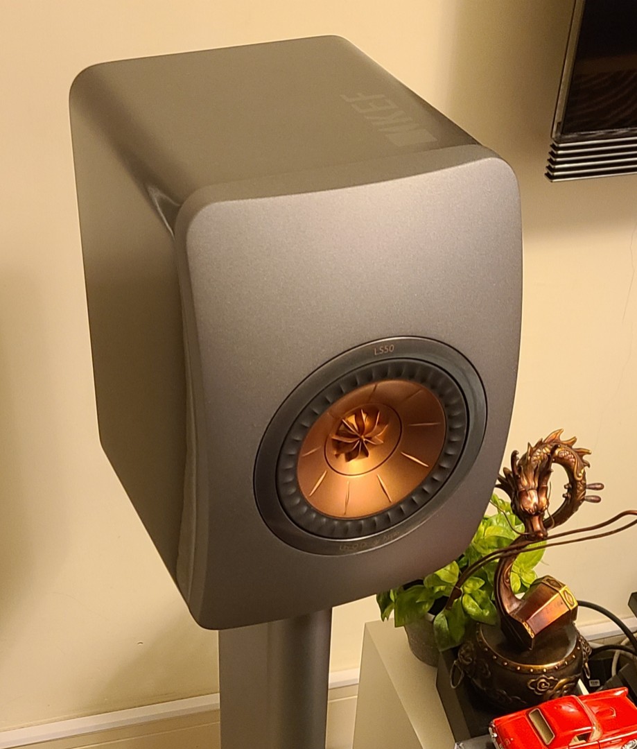 KEF LS50 speakers warranty until 2021 april, 音響器材, Soundbar、揚聲器、藍牙喇叭、耳擴