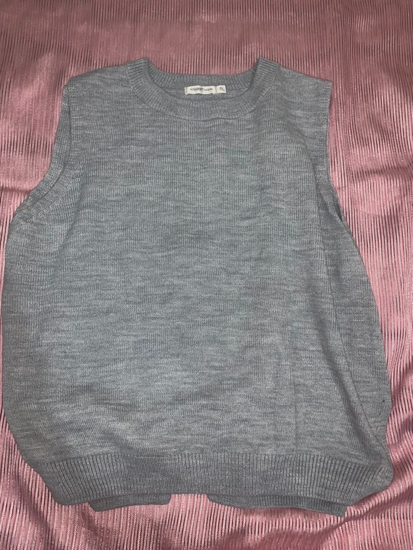 blue and gray sweater