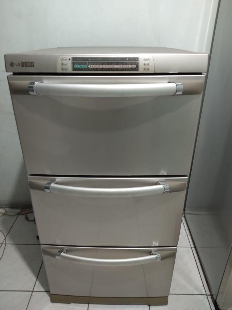 Lg Kimchi Refrigerator Home Furniture Home Appliances Refrigerators And Freezers On Carousell