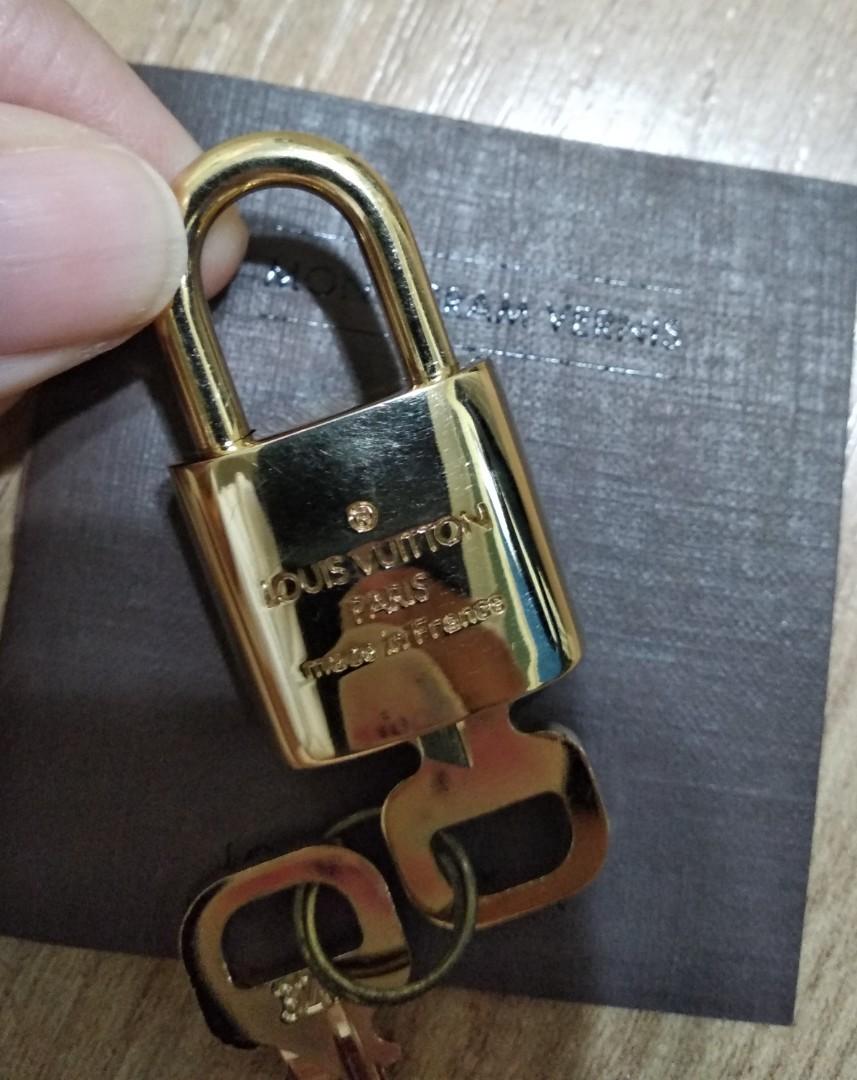LV Lock & Keys Set #454 Louis Vuitton Padlock & Keys, Women's Fashion,  Watches & Accessories, Other Accessories on Carousell