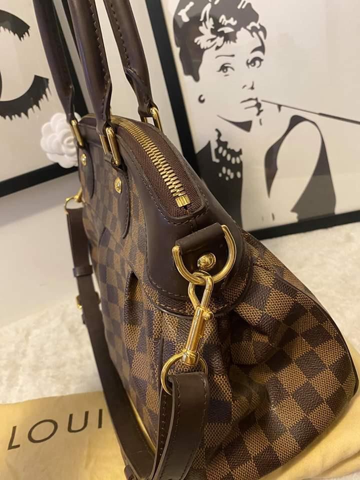 LV Trevi PM in Damier Ebene 2008, Luxury, Bags & Wallets on Carousell