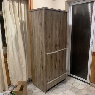 (Category: ) located in . Submitted by goldhats (Listing ID 1023976538, Image 1). Description: .