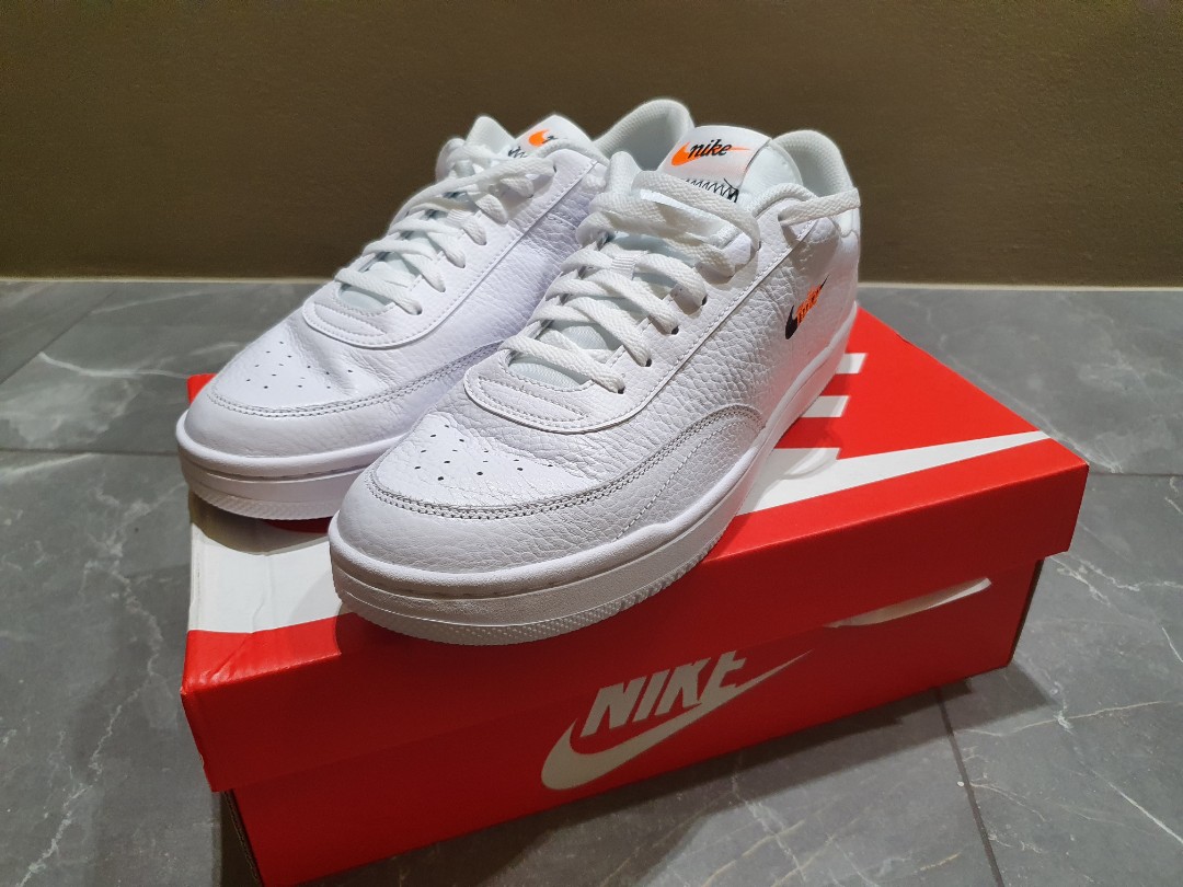 Nike Court Vintage Premium Shoes White, Women's Fashion, Footwear, Sneakers  on Carousell