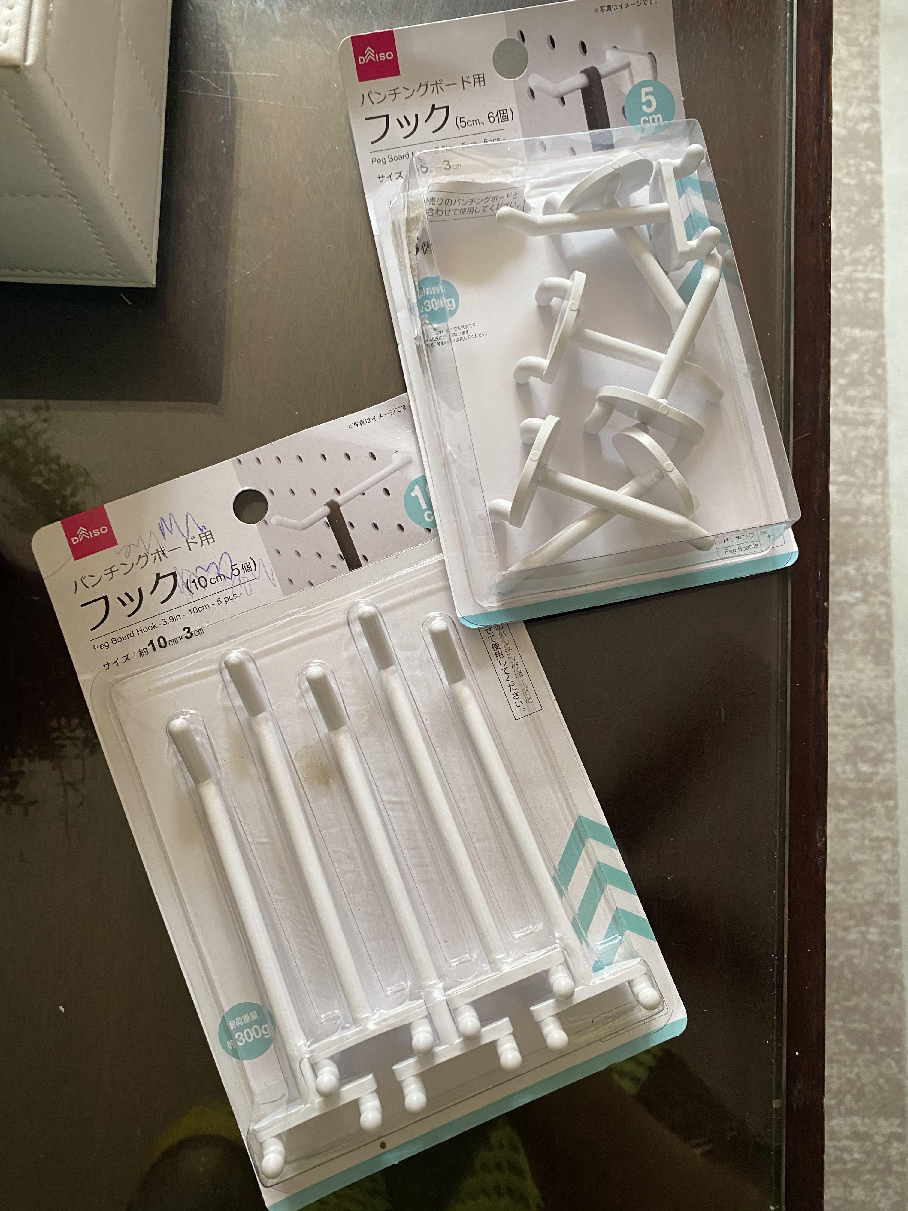 Pegboard hook (Category: Bathroom & Kitchen Fixtures) located in Singapore. Submitted by _qnts_ (Listing ID 1024014129, Image 1). Description: Bought at Daiso Pegboard hook Both for $3 only. One is open cos I tried one but too small Self collect only at Blk 132 Bedok North.