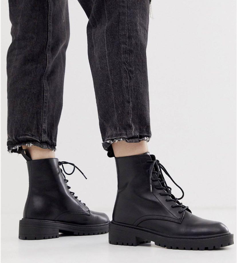 RAID Exclusive Micah Black Laced Up Flat Boots Women s Fashion