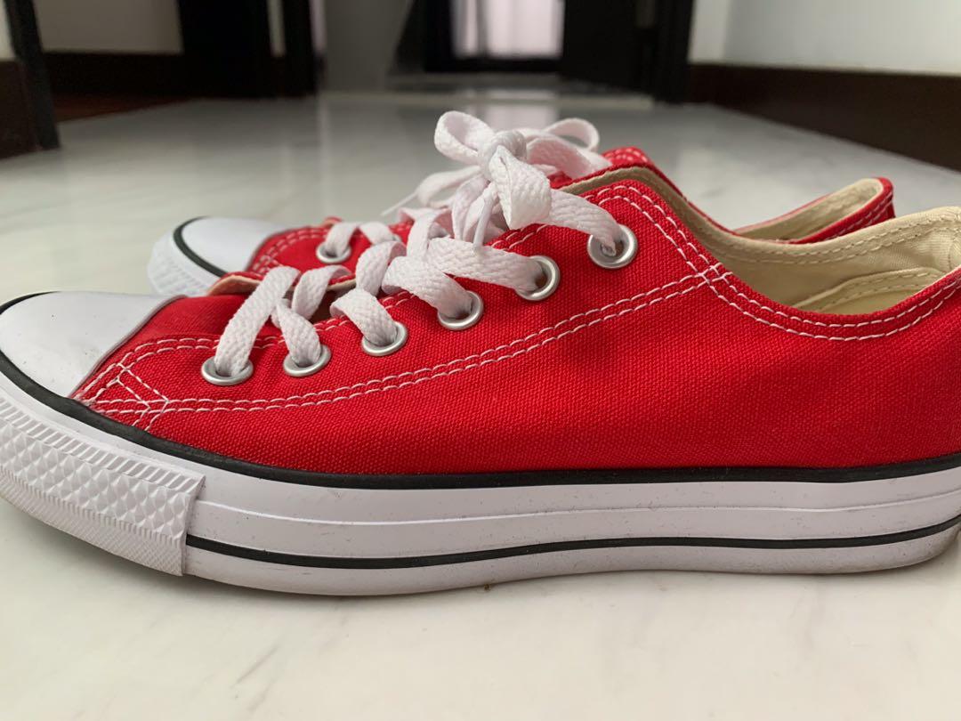 Red Low top converse