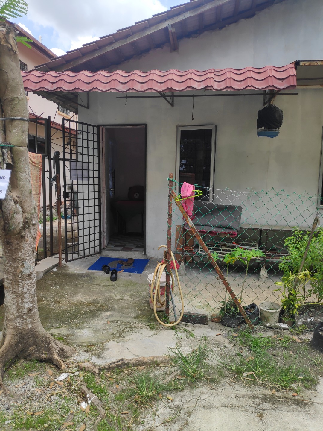 Rumah Sewa Ampang Rm500 / 2 bilik, 2 bilik air.