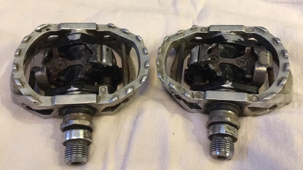 Shimano PD-M545 SPD Clipless Mountain Bike Pedals.