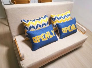 (Category: ) located in . Submitted by pieceofchic (Listing ID 1024081936, Image 1). Description: .