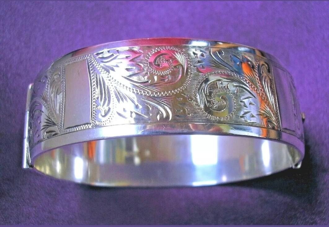 Hg&s on sale silver bracelet