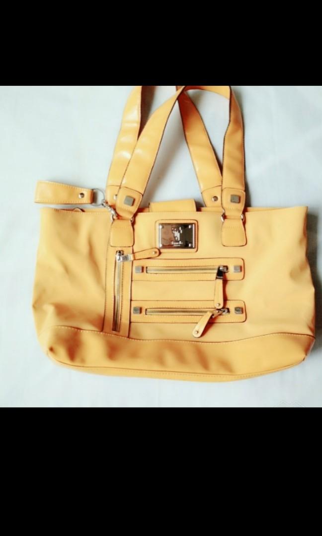 tignanello leather handbags