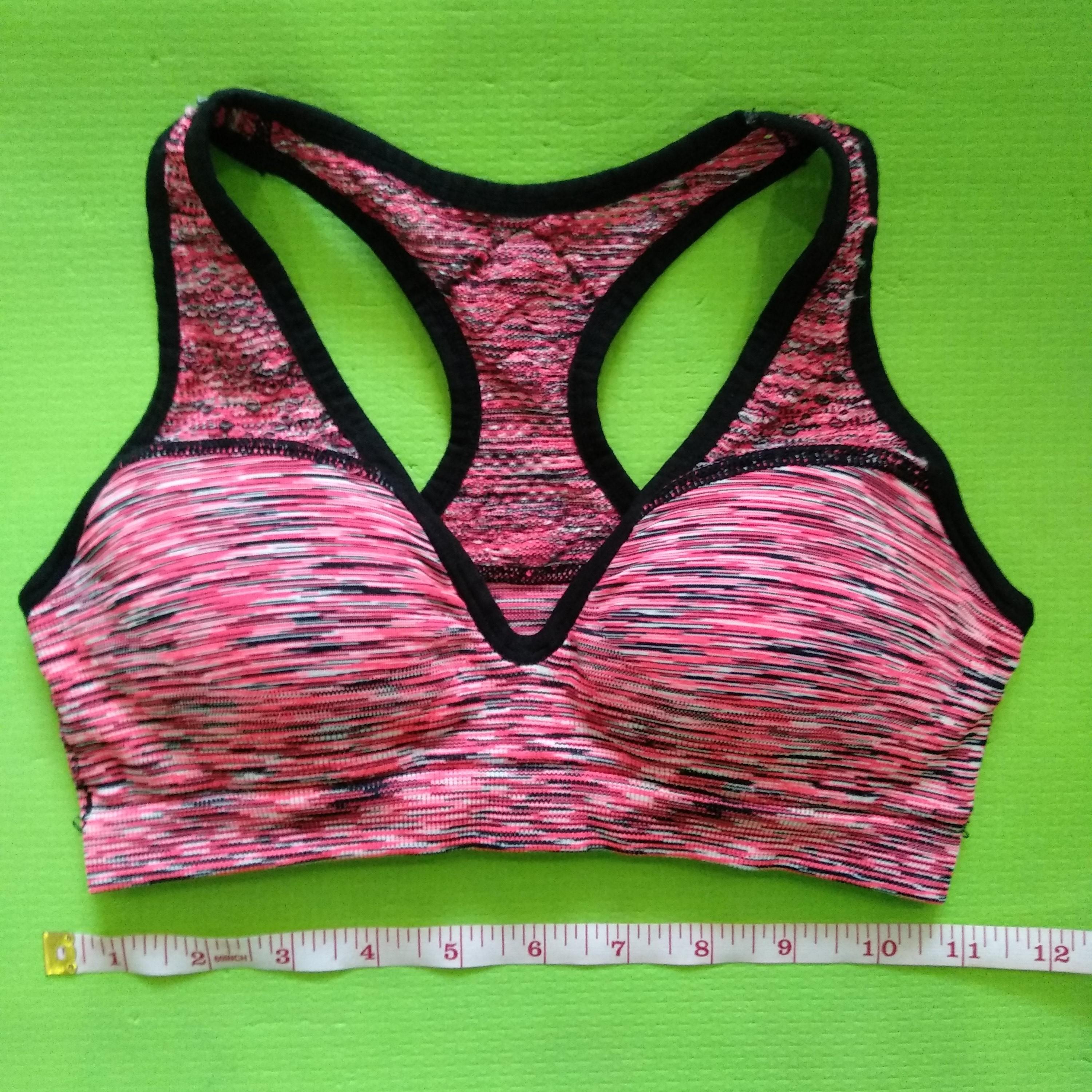 Victoria's Secret PINK Push Up Sports Bra Workout Yoga Top, Men's Fashion,  Activewear on Carousell