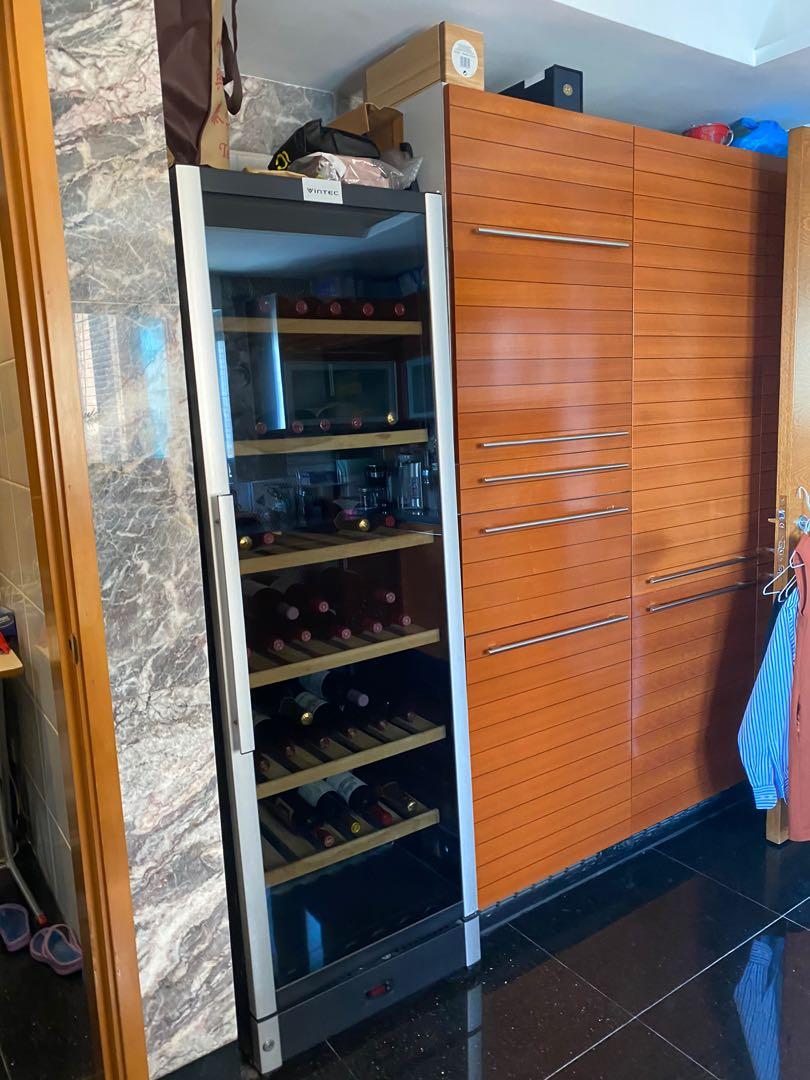 Vintec wine fridge ALV190SG2E (self pick up) , 傢俬＆家居, 傢俬 Carousell
