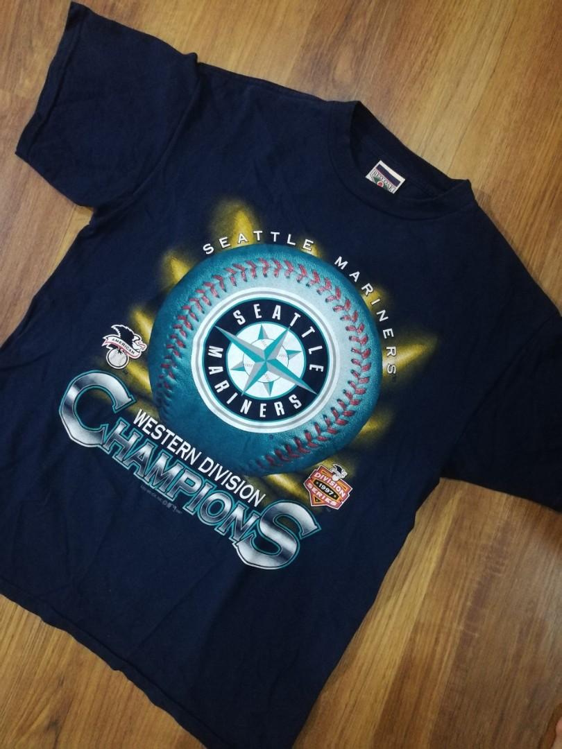 Vintage 1997 Seattle Mariners MLB single stitch T-shirt. Tagged as a men's  XL.