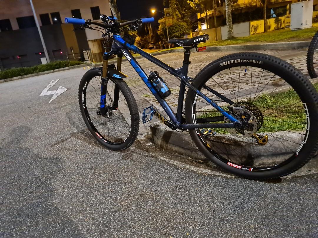 2018 VITUS SENTIER 29 BOOST FRAMESET Size M with KS Lev