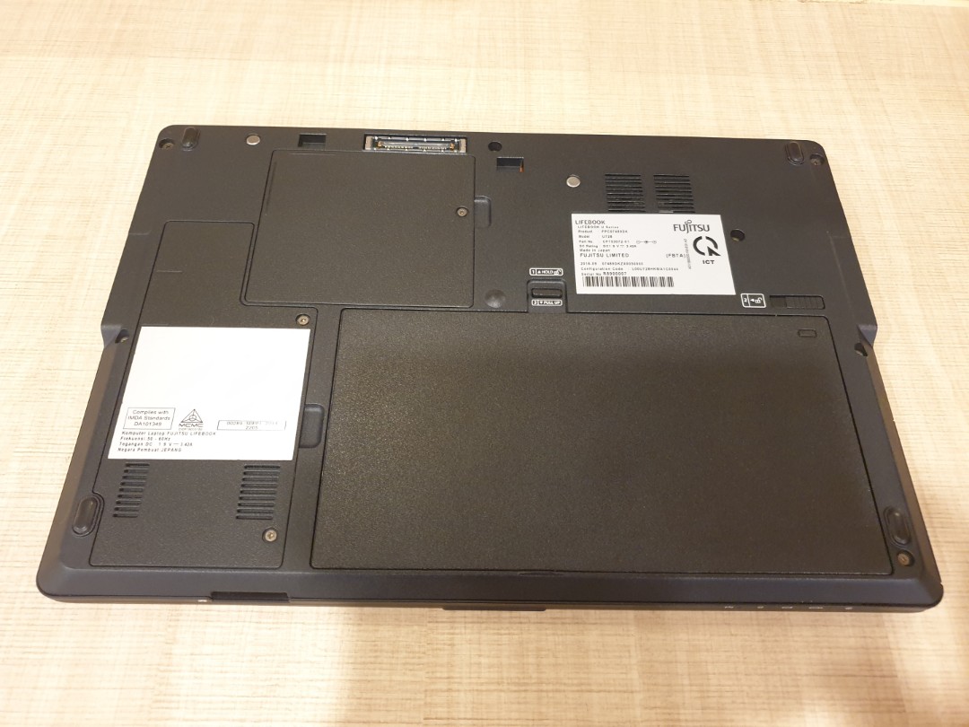 95% new Fujitsu U728 第八代 i7-8550  12.5 吋手提电腦 made in Japan