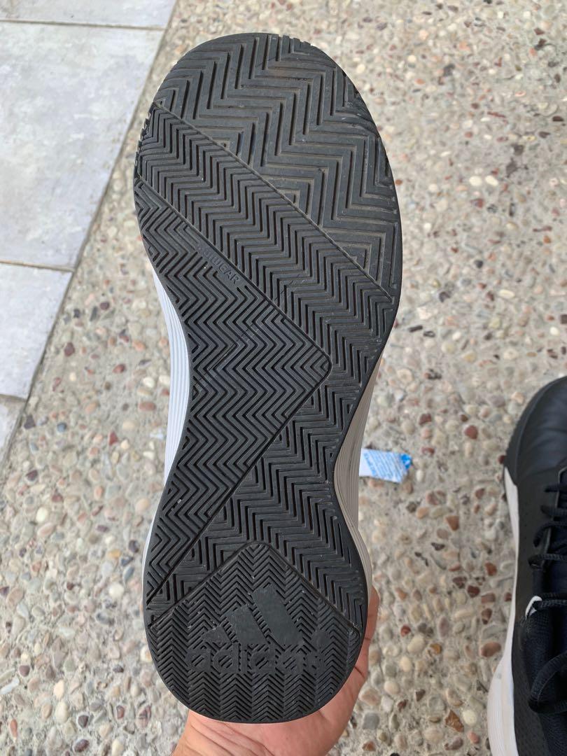 damian lillard brookfield shoes