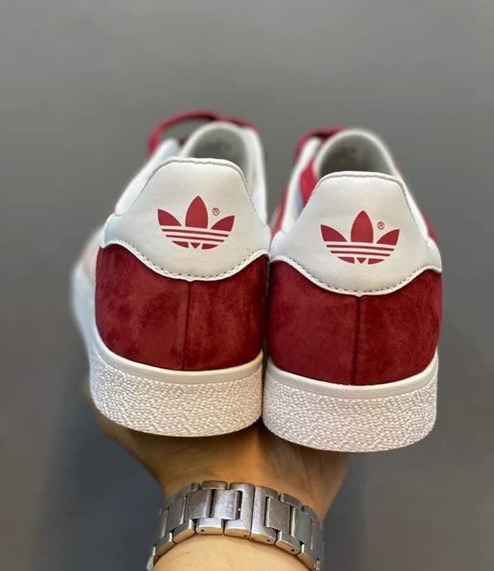 adidas gazelle red