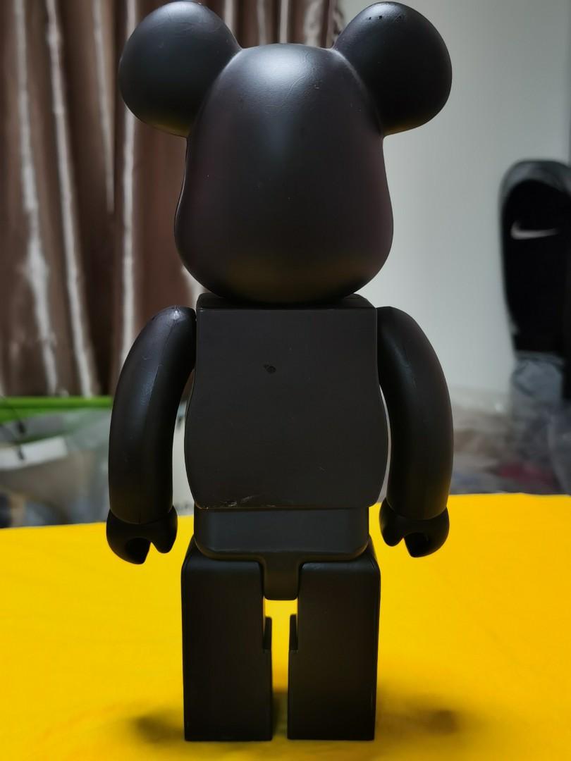 Bearbrick Nitrow 400% 可變色, 興趣及遊戲, 玩具& 遊戲類- Carousell