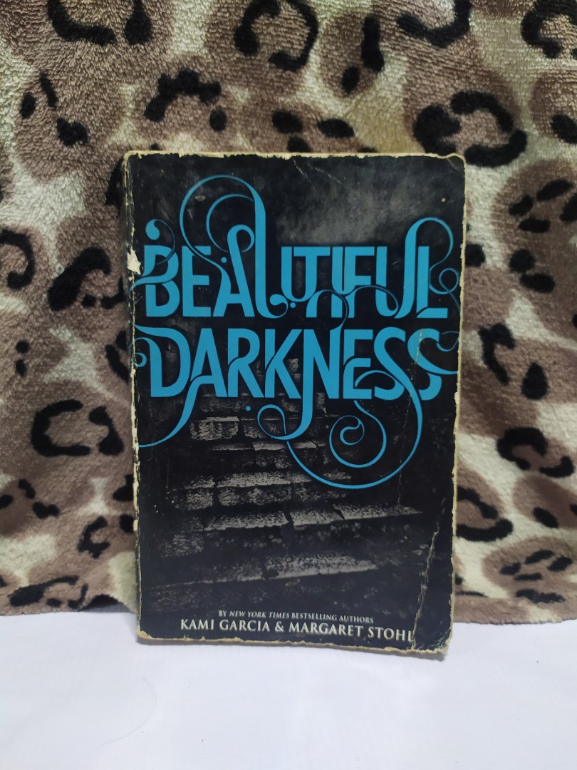 Beautiful Darkness By Kami Garcia Margaret Stohl Books Books On Carousell